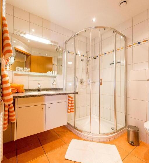 Семейный Номер, Pension Elisabeth