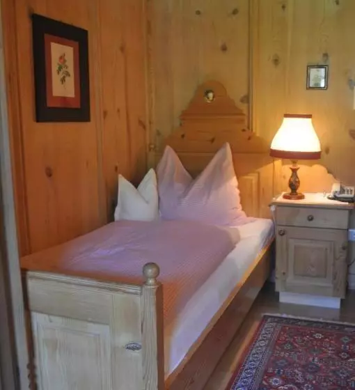 Standard Single Room, Romantikhotel Almtalhof