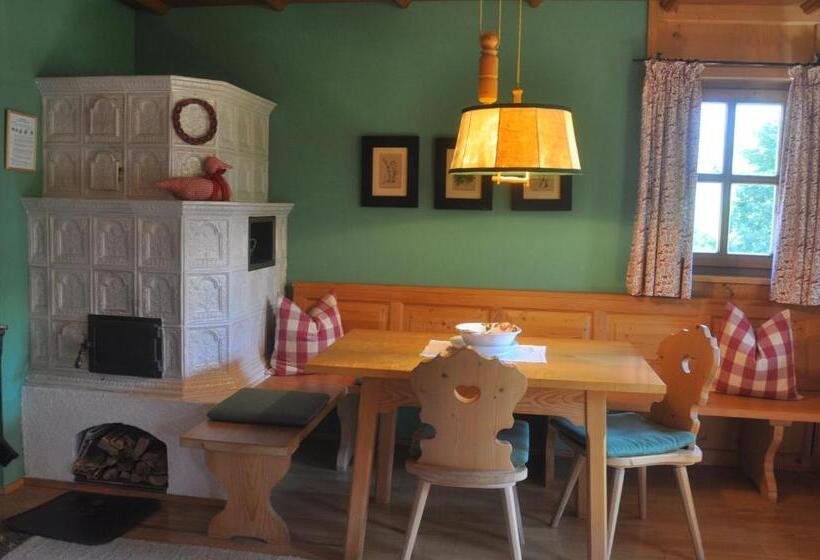 Люкс, Romantikhotel Almtalhof