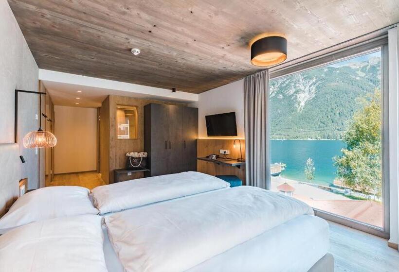 Superior room with lake view, Seehotel Einwaller   Adults Only