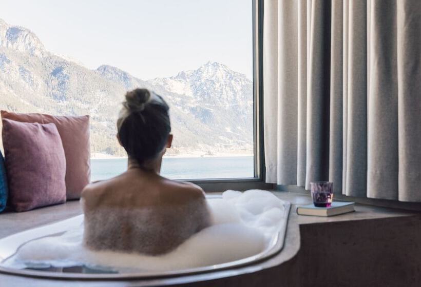 Superior room with lake view, Seehotel Einwaller   Adults Only