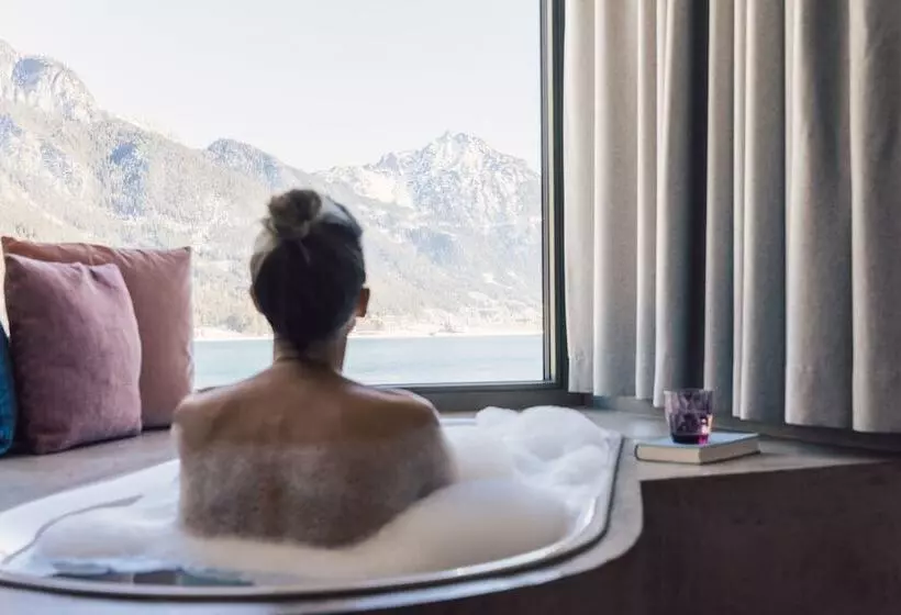 Superior room with lake view, Seehotel Einwaller   Adults Only