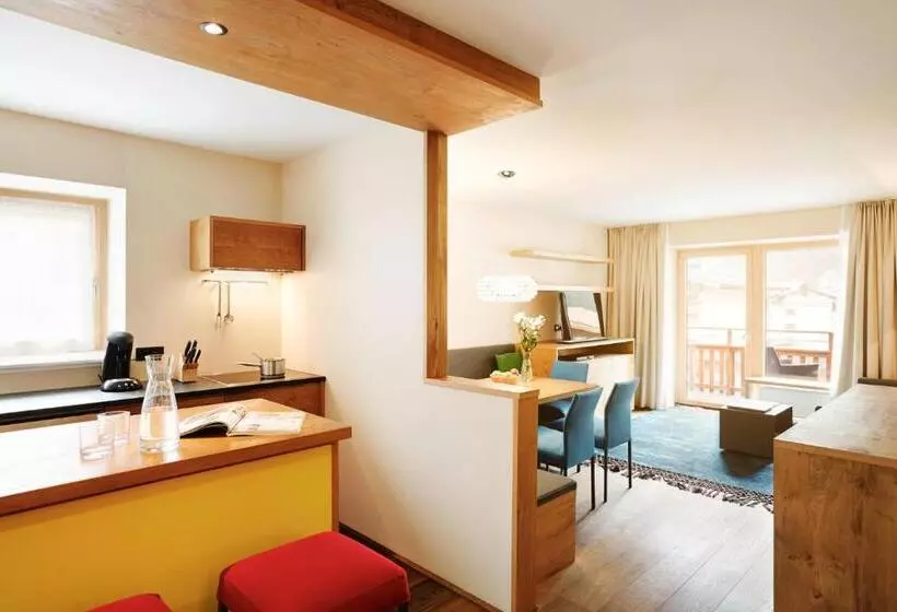 デラックススイート, Small Luxury Hotel Of The World   Daspost