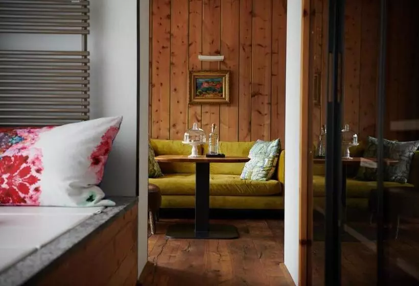 スイート, Small Luxury Hotel Of The World   Daspost