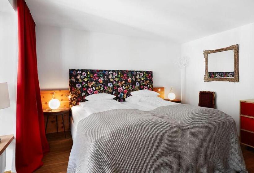 סוויטה משפחתית, Small Luxury Hotel Of The World   Daspost