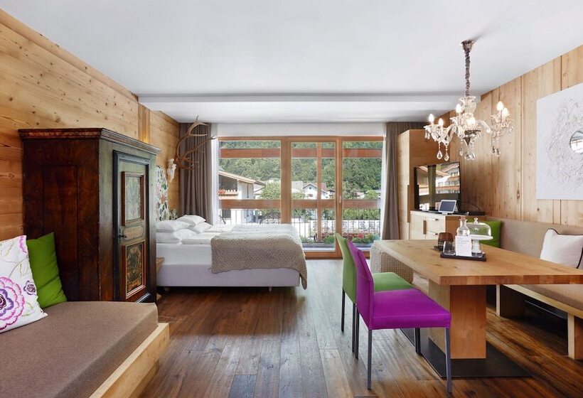 סוויטת דלוקס 2 חדרים, Small Luxury Hotel Of The World   Daspost