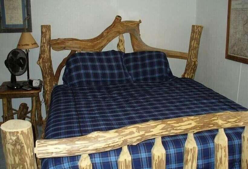 كابينة, Yellowstone Mountain Cabins