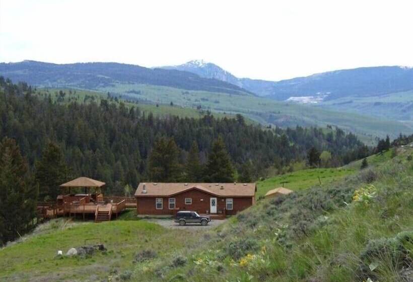 كابينة, Yellowstone Mountain Cabins