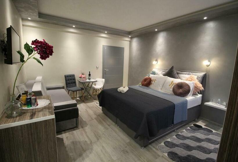 舒适三人间, Sette Stanze