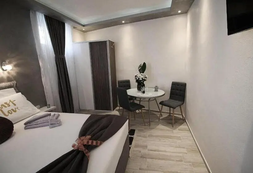 اتاق سوپریور چهار تخته, Sette Stanze