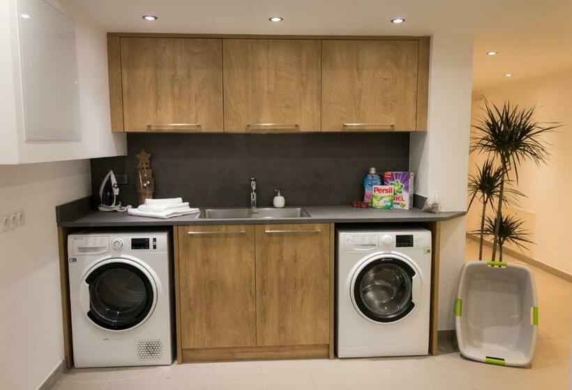 3 Bedroom Comfort Apartment, Apart Central – Premium Mountain&garden