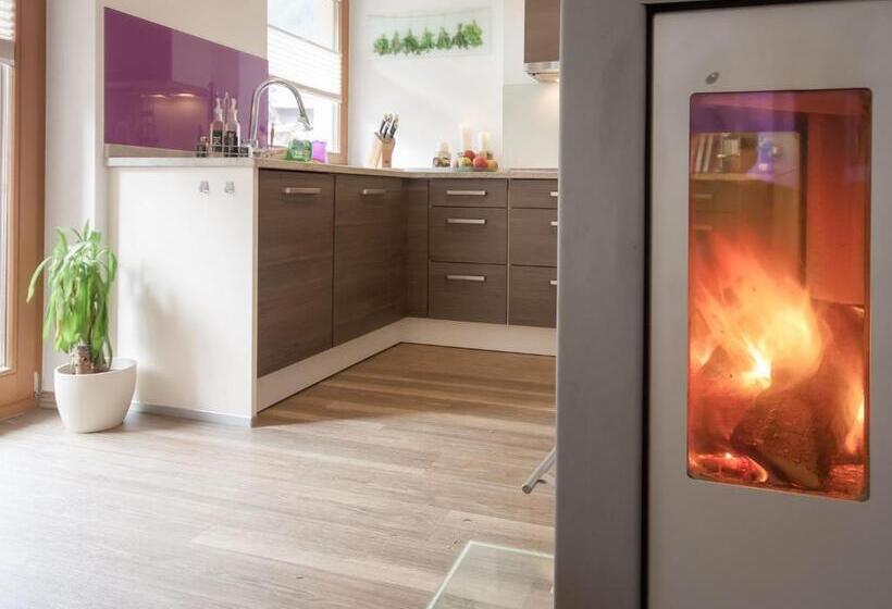 Апартаменты Comfort 3 Спальни, Apart Central – Premium Mountain&garden