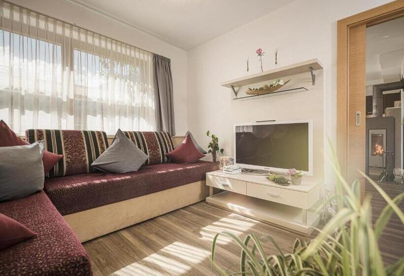 3 Bedroom Comfort Apartment, Apart Central – Premium Mountain&garden