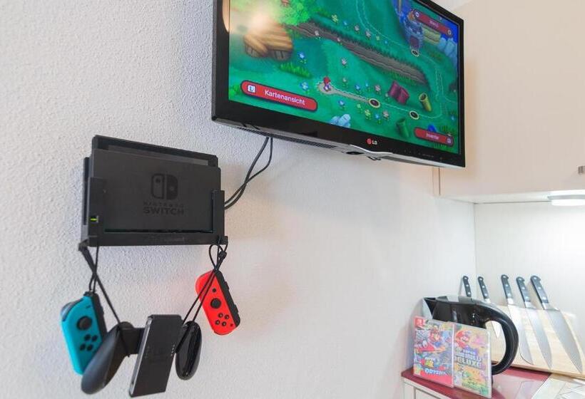 Superior Lejlighed 2 Soveværelser, Apart Central – Premium Mountain&garden