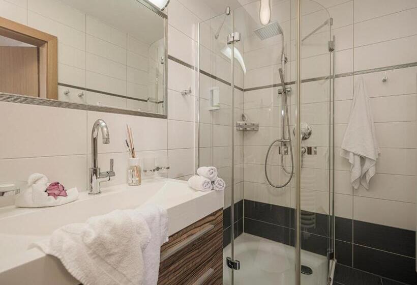 3 Bedroom Comfort Apartment, Apart Central – Premium Mountain&garden