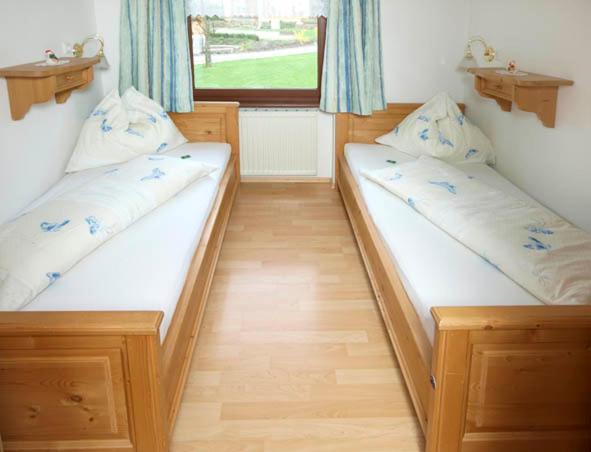 شقة غرفتين نوم مزودة بشُرفة, Bauernhof Serner