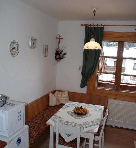 침실 1개 아파트, Brugger Apart