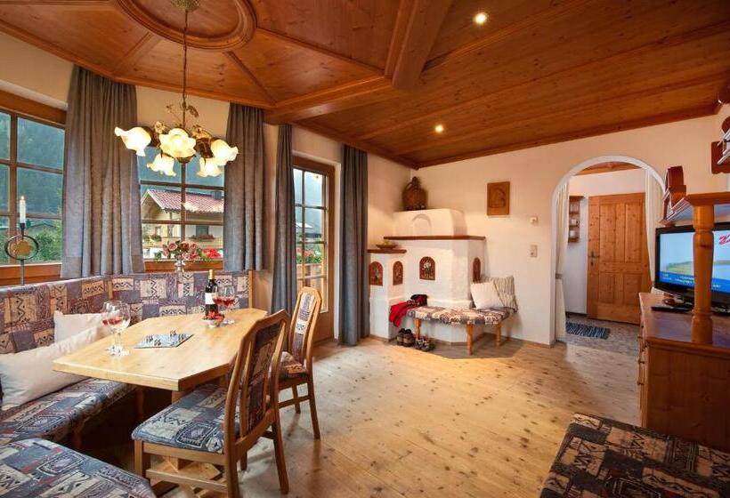 침실 1개 컴포트 아파트, Brugger Apart