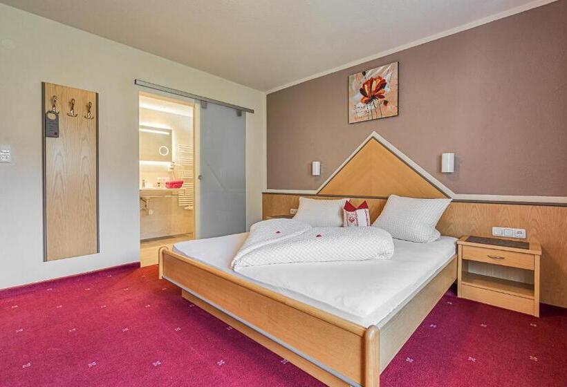 スタンダードトリプルルーム, Garni Vierjahreszeiten