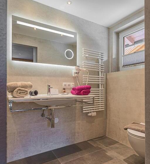 スタンダードトリプルルーム, Garni Vierjahreszeiten