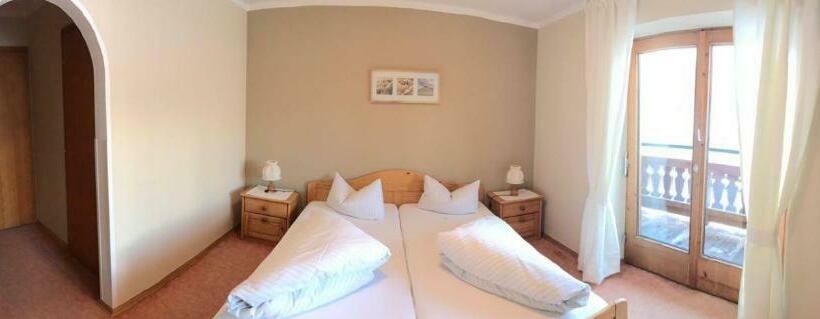 Номер Стандарт, Pension Englhof