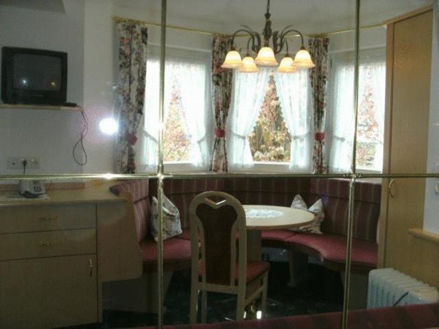 آپارتمان 1 خوابه, Pension Steiner