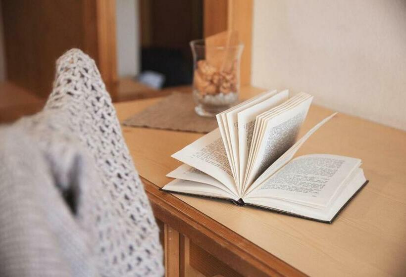 اتاق استاندارد, Bergidyll & Hotel Trofana