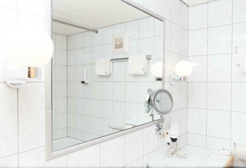 اتاق استاندارد, Bergidyll & Hotel Trofana