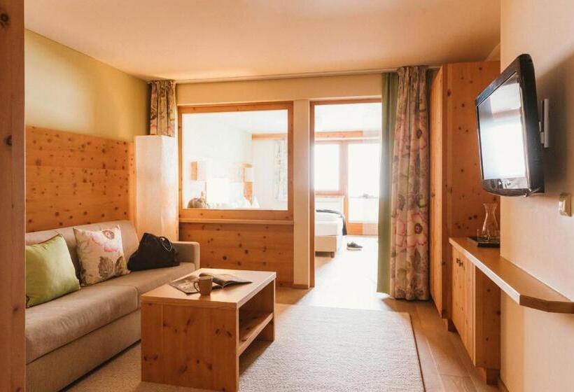 סוויטה עם מרפסת, Gartenhotel Linde 4 Sterne Superior