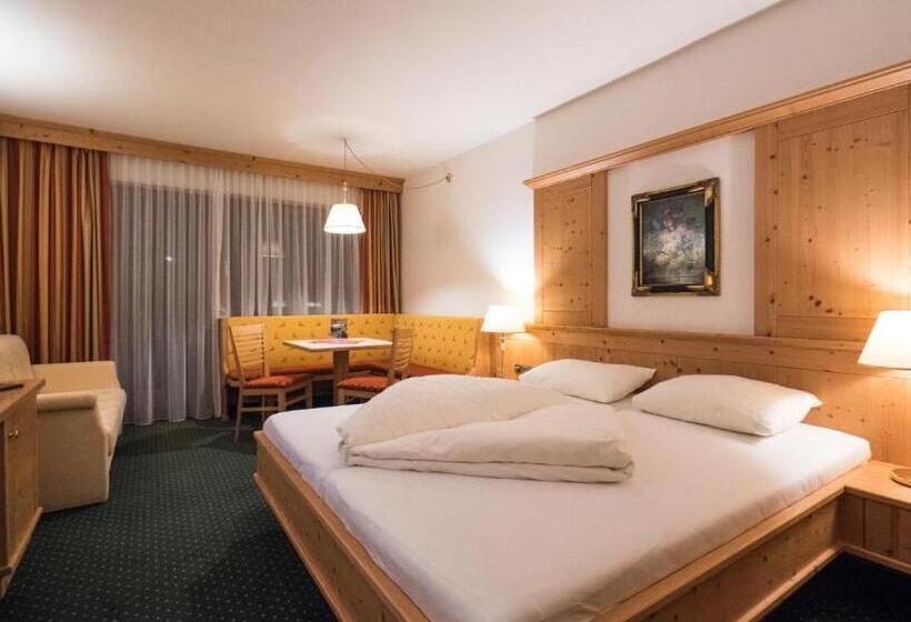 Classic room with balcony, Alphof Alpbach