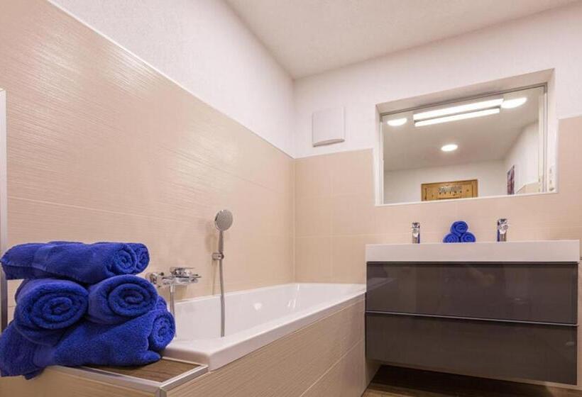 Apartament 3 Dormitoare, Bergsonnhof