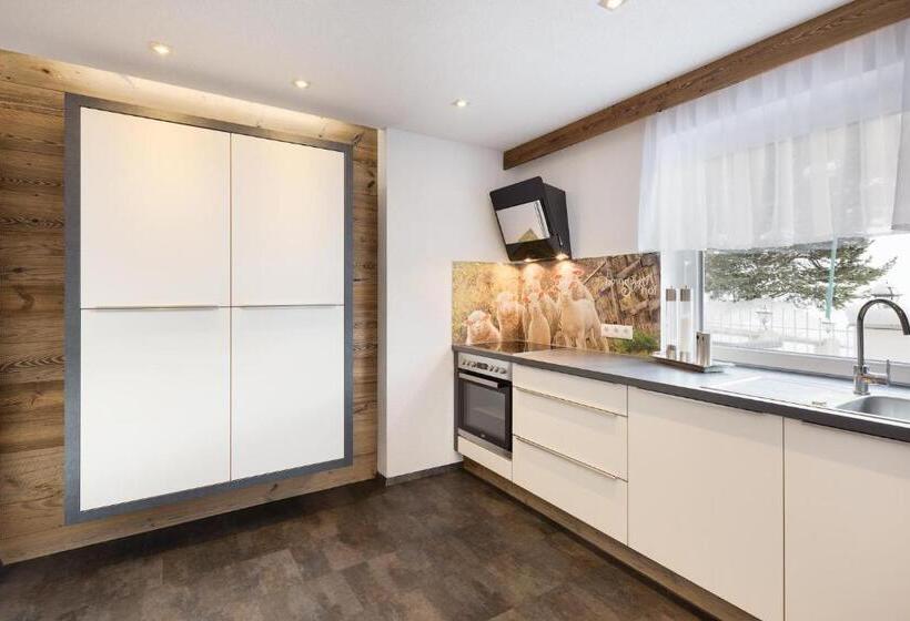 Apartament 3 Dormitoare, Bergsonnhof