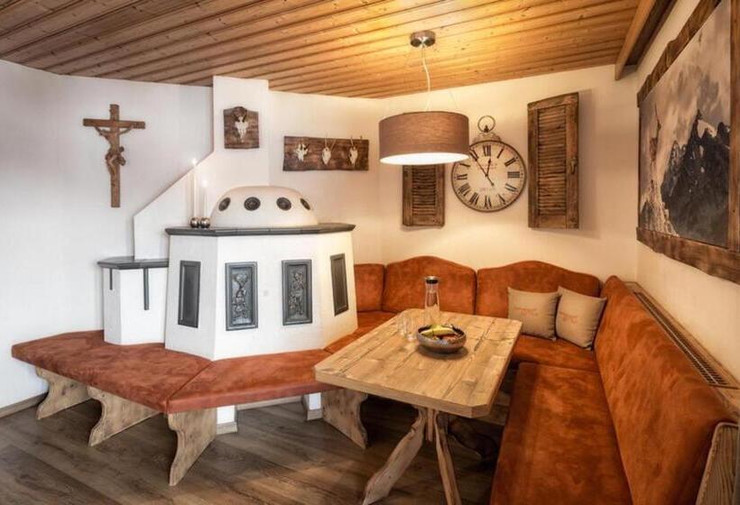 Apartament 3 Dormitoare, Bergsonnhof