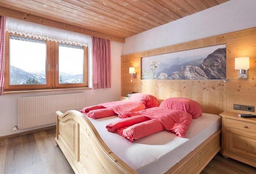 Apartament 3 Dormitoare, Bergsonnhof