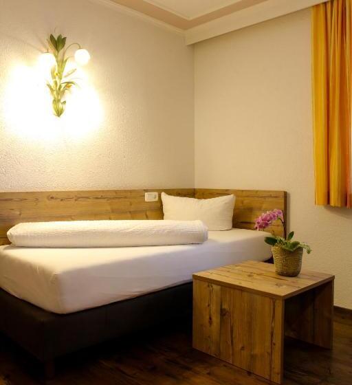 חדר דלוקס לשלושה, Gasthof Zum Schwanen