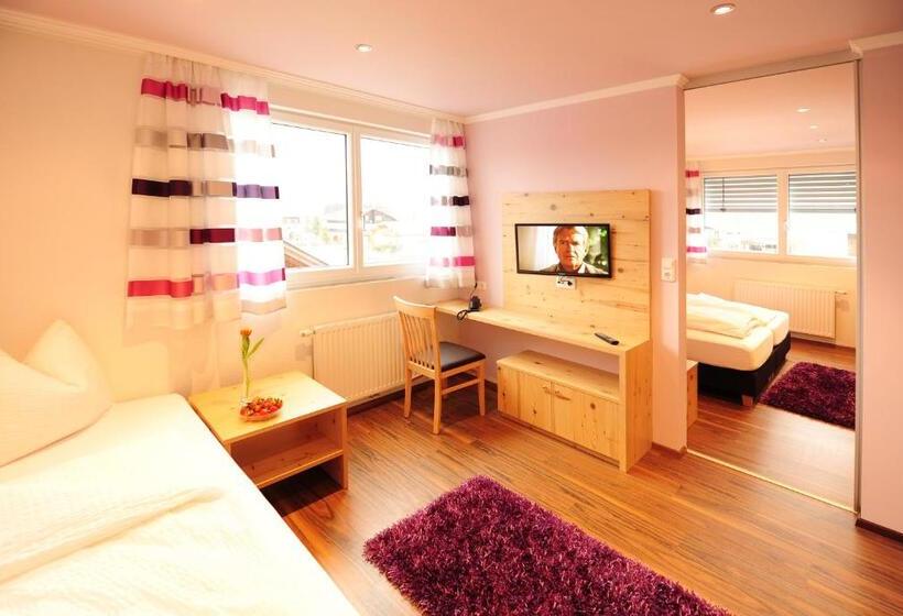 חדר דלוקס לשלושה, Gasthof Zum Schwanen