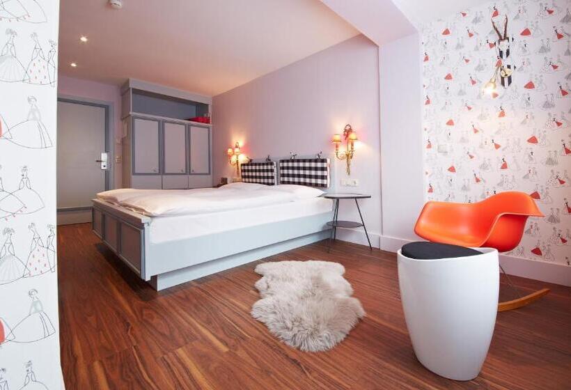 标准间, Saalbacher Hof