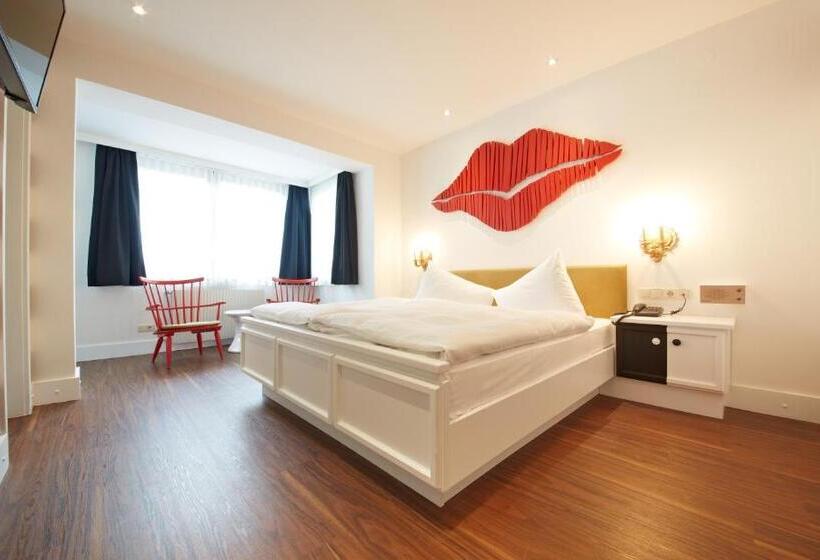 标准间, Saalbacher Hof