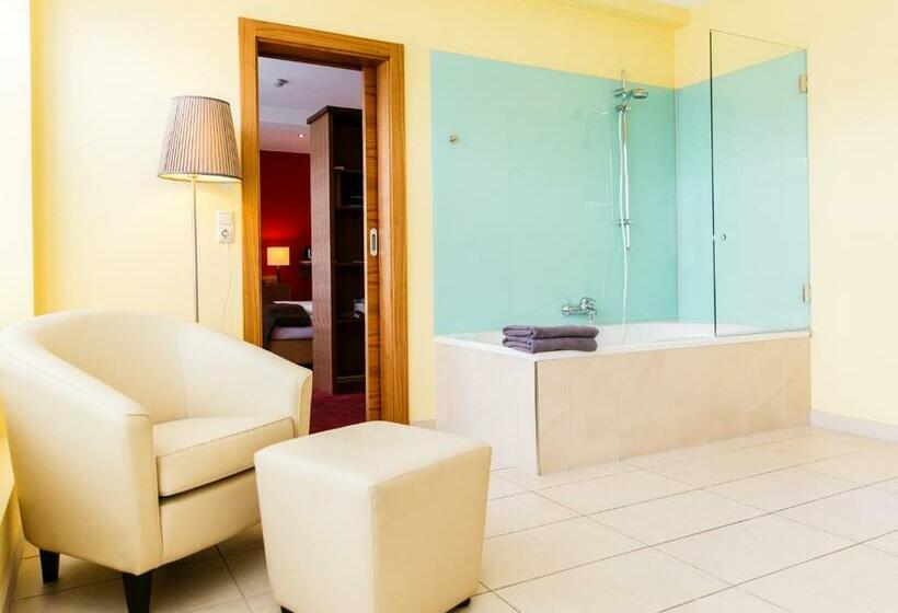 سوییت, Salzburg