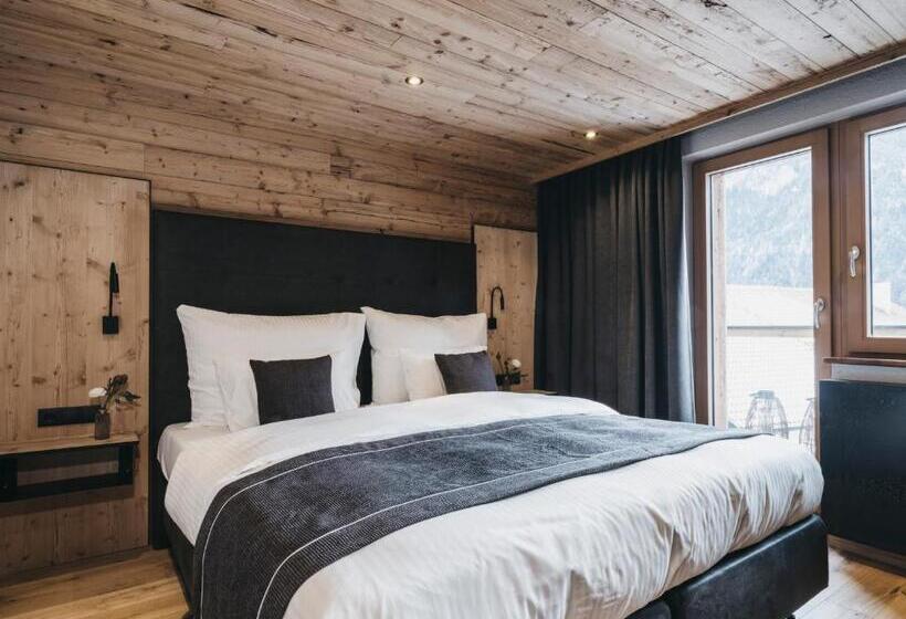 חדר סטנדרט, Vaya Pfunds