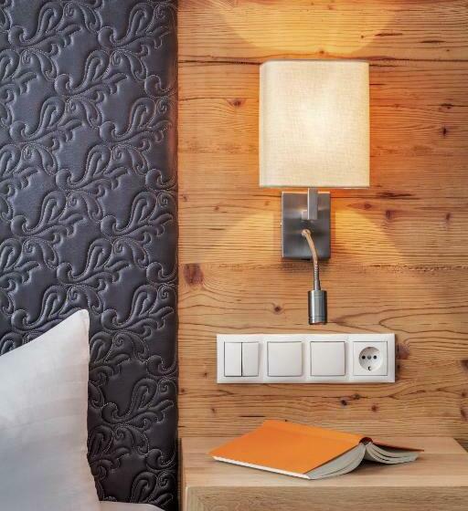 اتاق استاندارد, Das Lafairs