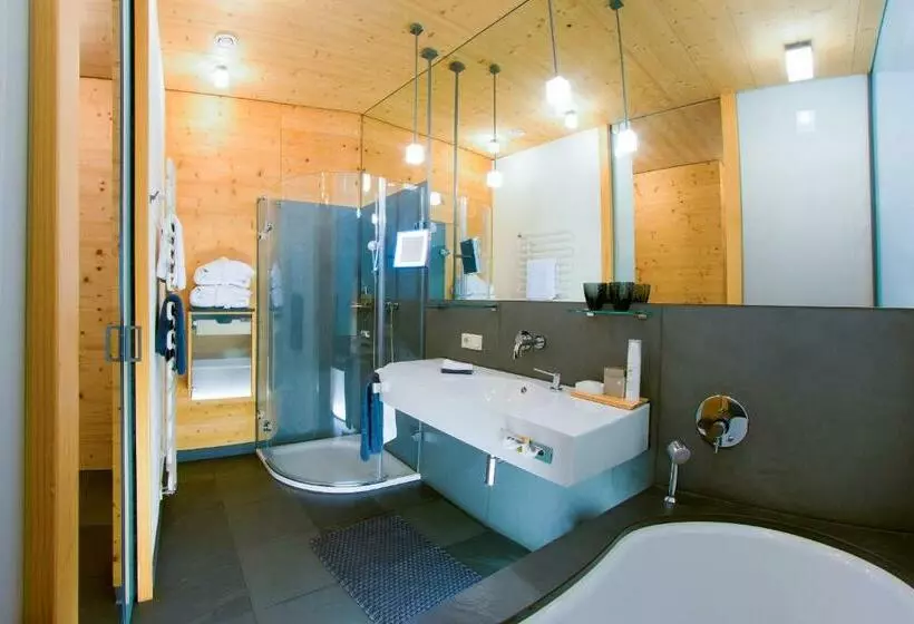 اتاق لوکس, Naturhotel Waldklause