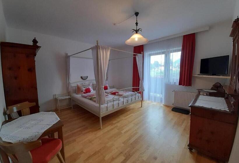 Номер Стандарт с Балконом, Neubauhof