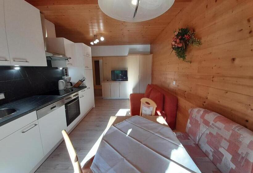 Апартаменты 2 Спальни, Neubauhof