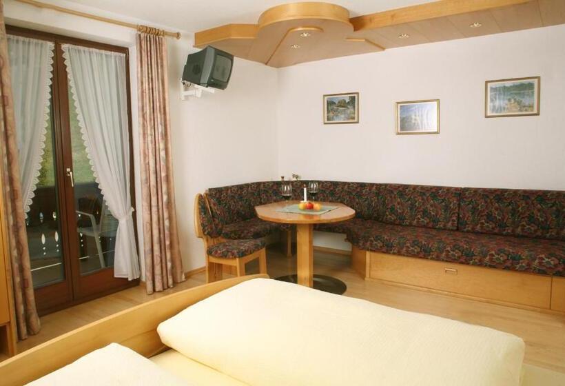 דירת חדר, Gästehaus Ortner