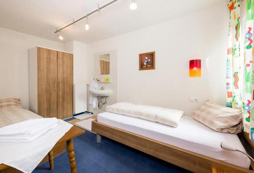 غرفة عائلية, Gästehaus Zugspitzblick