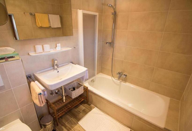 Семейный Номер, Pension Landhaus Gasteiger