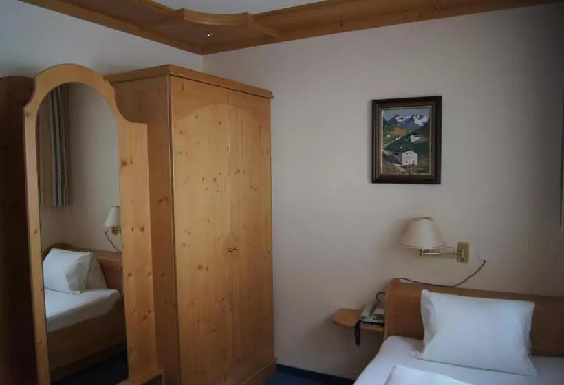 スタンダードシングルルーム, Alpin Panoramahotel Lärchenhof