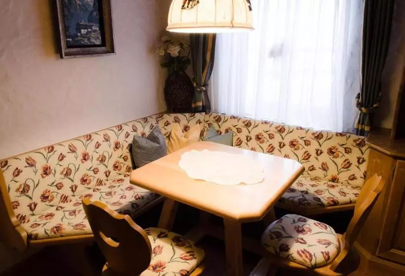 景色の見える一ベッドルームアパートメント, Alpin Panoramahotel Lärchenhof
