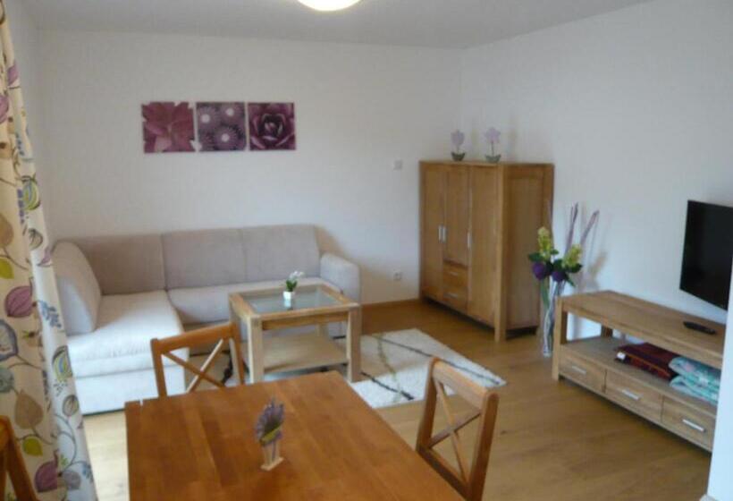 带1个卧室的带阳台的公寓, Pension Wörndl